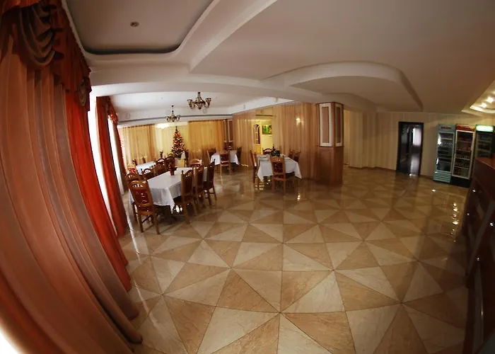 Hotel Intourist 3*